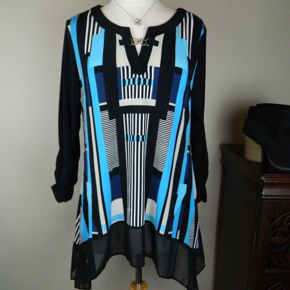 Style & Co. Tops - Style & Co top shark bite hem, sheer trim at hem,